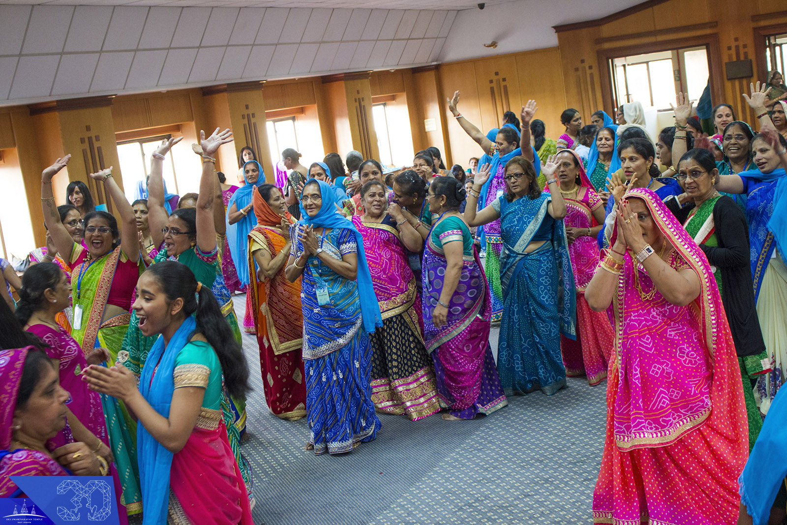 97  - ©1987-2017 SKS Swaminarayan Temple East London